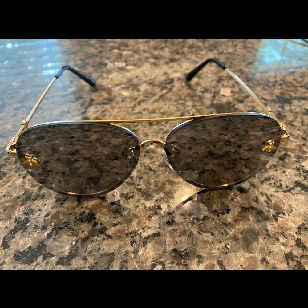 Chrome mirrored sunglasses